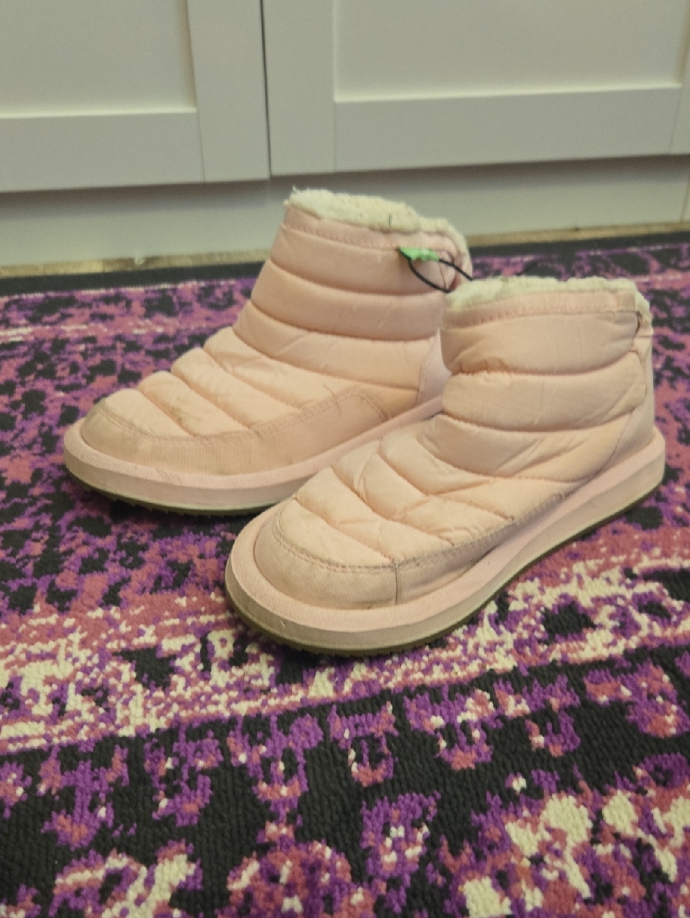 Sanuk Quilted Light Pink Ankle Winter Boots